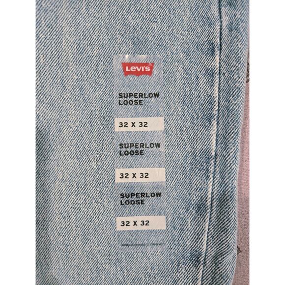 NWT Levi's Superlow Loose Distress Knees Women Jeans 32×32 - Picture 7 of 8